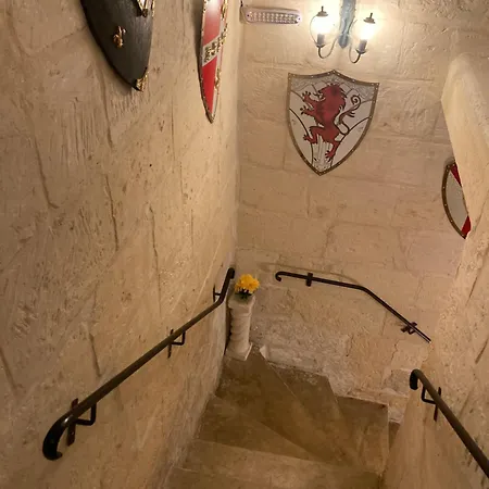 Charming Townhouse In Steps From Promenade And Ferry Апартаменты *