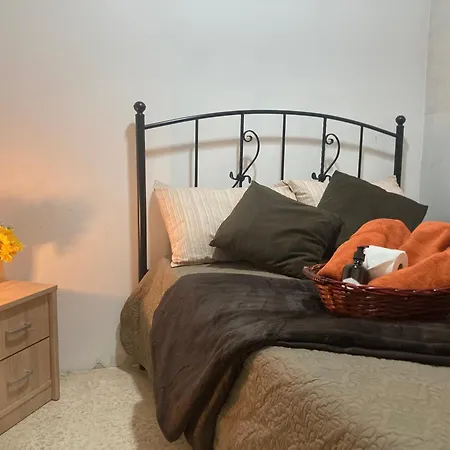 Appartement Charming Townhouse In Steps From Promenade And Ferry *