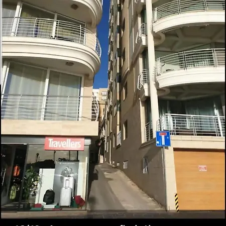 Charming Central Townhouse In Steps From Promenade And Ferry 슬리에마