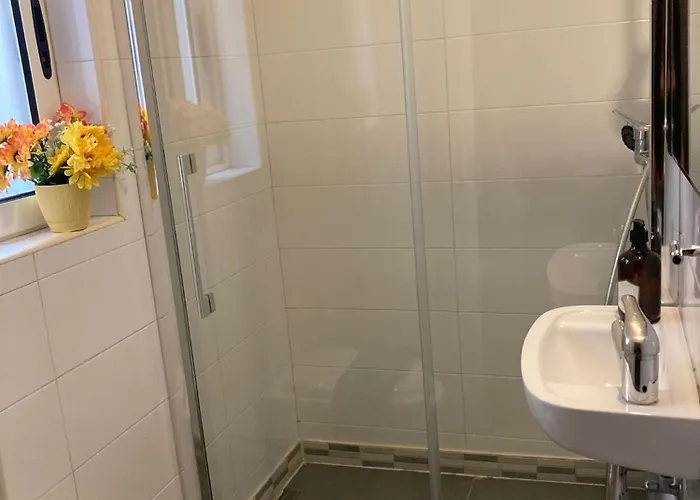 Lägenhet Charming Townhouse In Steps From Promenade And Ferry *