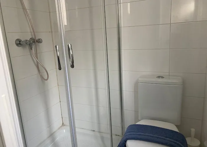 Lägenhet Charming Townhouse In Steps From Promenade And Ferry